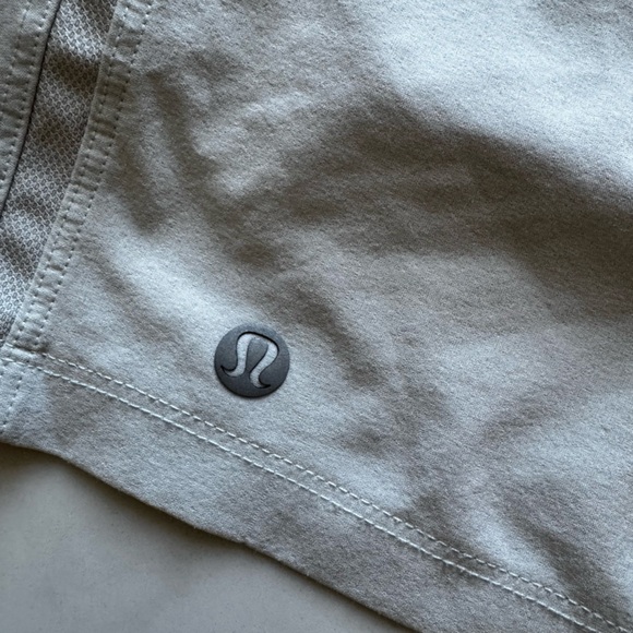 Lululemon Pace Breaker 5” Linerless - Picture 3 of 7